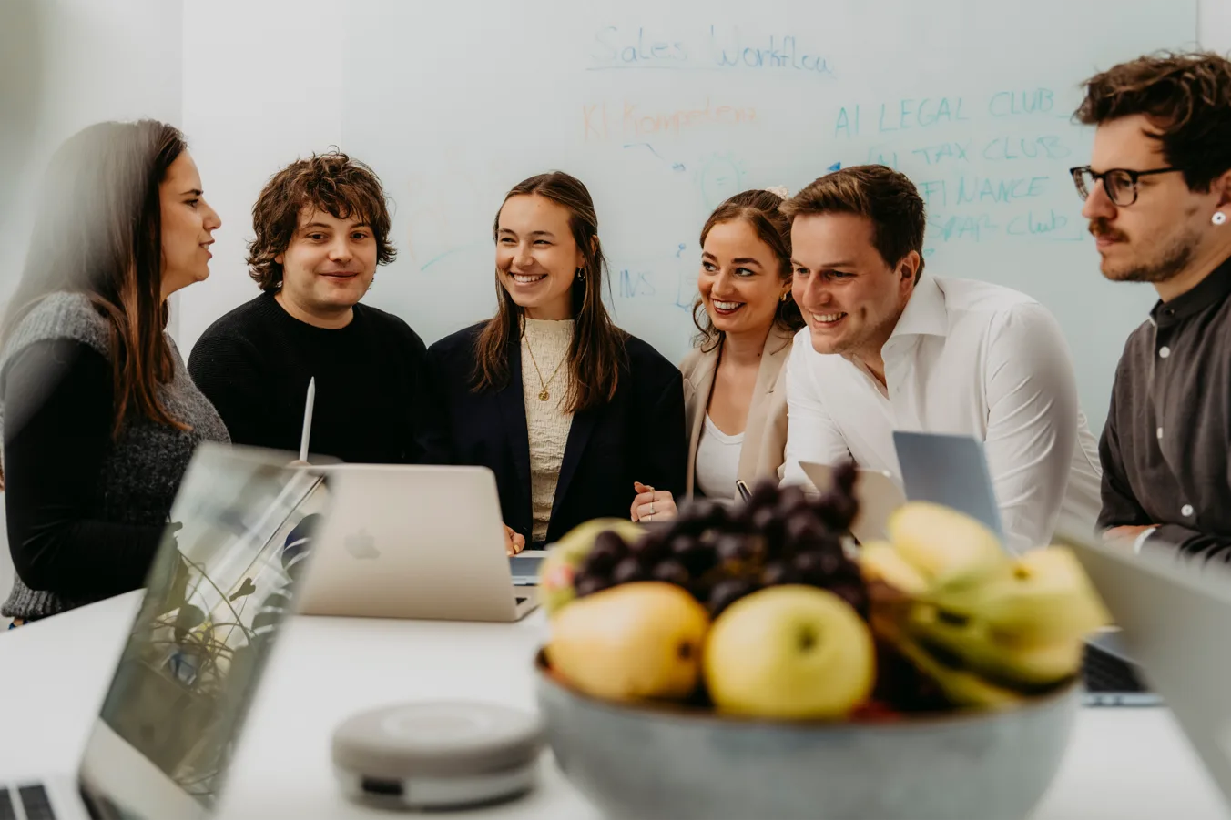Das Team des AI Club am Whiteboard